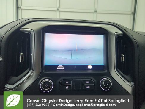 Used 2020 Chevrolet Silverado 1500 LT w/ Texas Edition AWD/4WD image 24