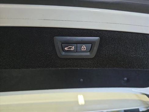 Used 2019 BMW M850i xDrive Convertible image 13