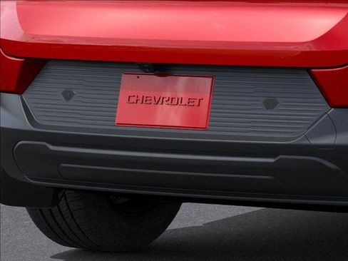 New 2026 Chevrolet Equinox EV LT image 14