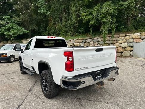 Used 2022 Chevrolet Silverado 3500 LT w/ Convenience Package AWD/4WD image 3