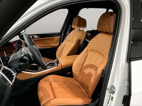 New 2026 BMW X5 M60i AWD/4WD image 13