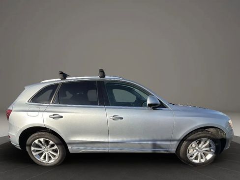 Used 2015 Audi Q5 2.0T Premium Plus w/ Technology Package image 4