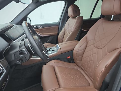Used 2023 BMW X5 xDrive40i w/ Premium Package image 15