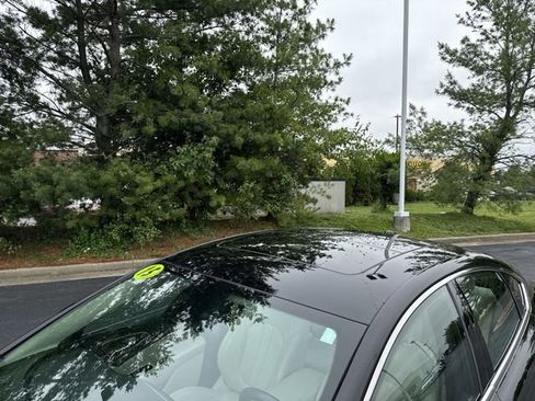 Used 2015 Chrysler 200 C FWD image 8
