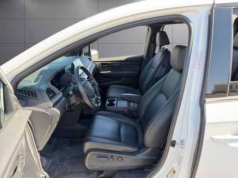 Used 2025 Honda Odyssey Sport-L image 17