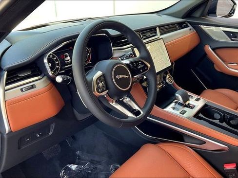 New 2026 Jaguar F-PACE R-Dynamic S image 7