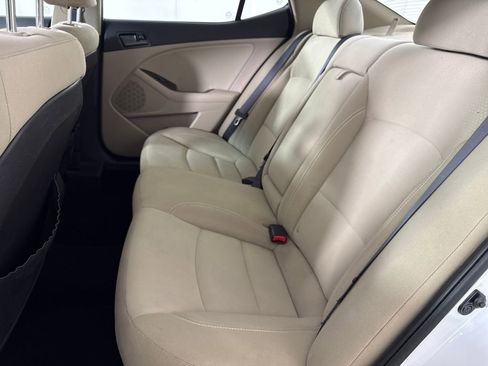 Used 2012 Kia Optima LX FWD image 12
