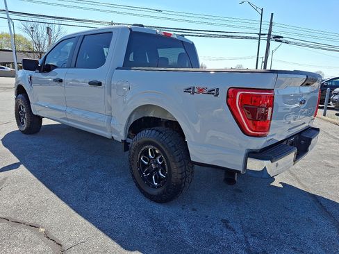 Used 2023 Ford F150 XLT AWD/4WD image 4