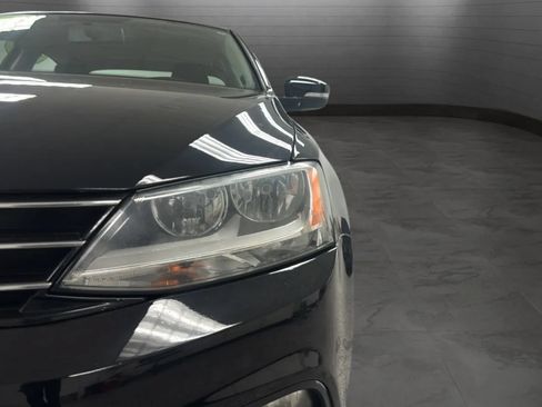 Used 2015 Volkswagen Jetta SEL FWD image 30
