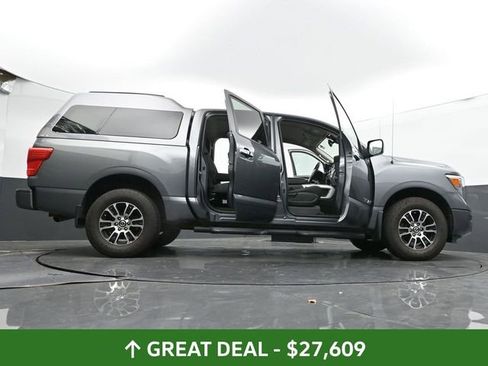 Used 2021 Nissan Titan SV w/ SV Convenience Package image 80