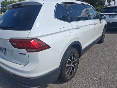 Used 2021 Volkswagen Tiguan SE AWD/4WD image 6
