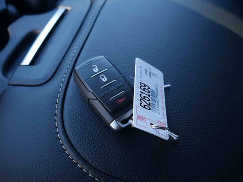 New 2026 RAM 2500 Tradesman AWD/4WD image 35