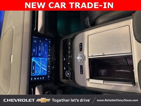 Used 2025 Lincoln Navigator L Reserve w/ Jet Appearance Package image 31