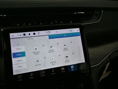 Used 2024 Jeep Grand Cherokee Overland w/ Luxury Tech Group IV image 23