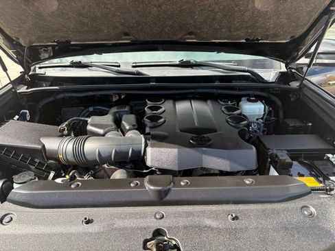 Used 2022 Toyota 4Runner Trail Special Edition image 31