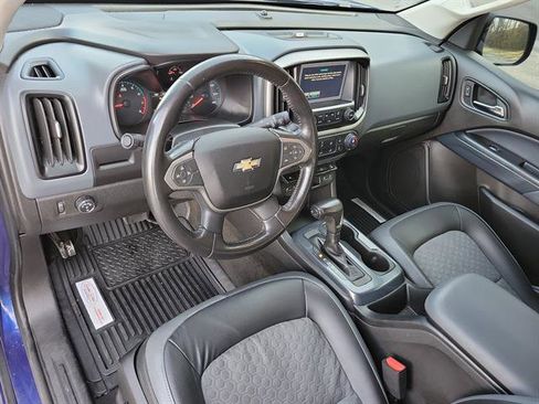 Used 2015 Chevrolet Colorado Z71 image 2