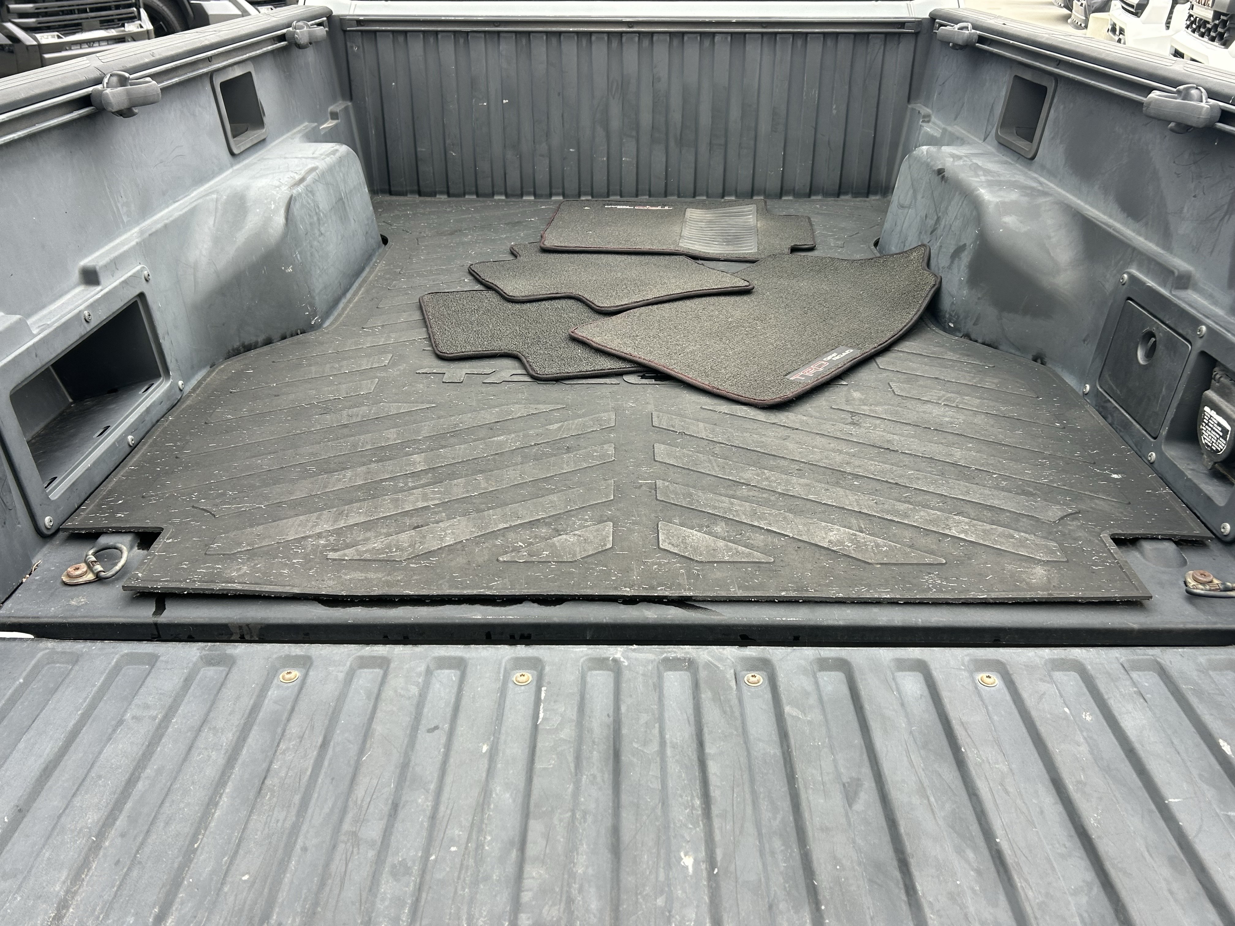 Used 2005 Toyota Tacoma 4x4 Access Cab image 13