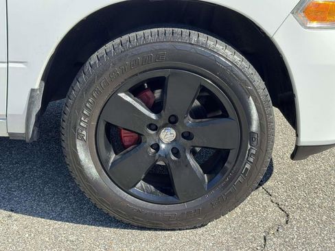 Used 2012 RAM 1500 Express image 27