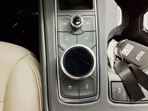 Certified 2023 Cadillac XT4 Sport image 22