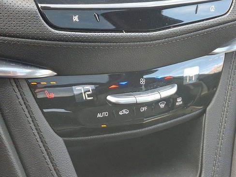 Certified 2023 Cadillac XT5 Premium Luxury image 18