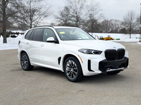 New 2026 BMW X5 xDrive40i w/ M Sport Package image 8