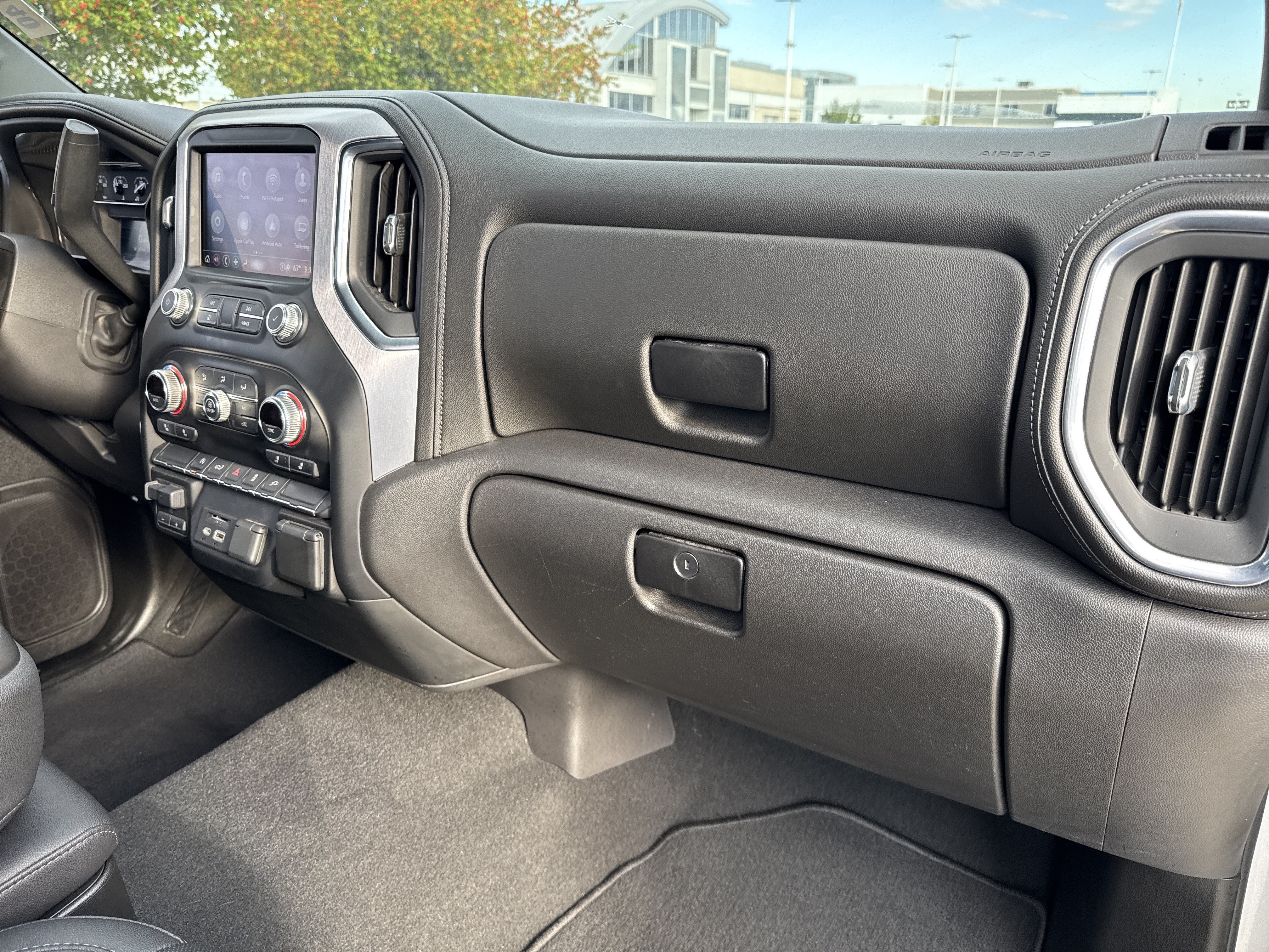 Used 2022 GMC Sierra 1500 SLT AWD/4WD image 24