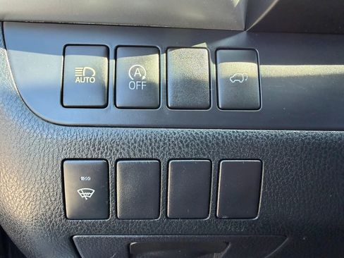 Used 2017 Toyota Highlander XLE AWD/4WD image 28