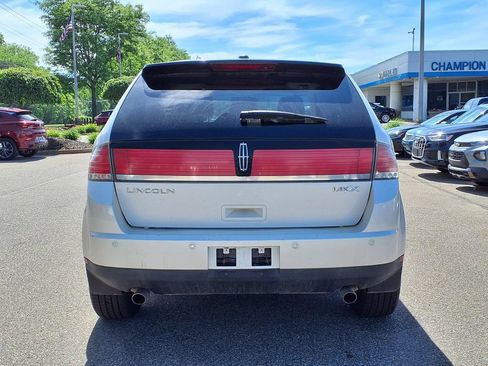 Used 2009 Lincoln MKX 2WD image 5