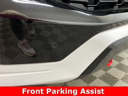 Certified 2024 Chevrolet Suburban Z71 w/ Luxury Package image 23