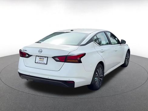 Used 2026 Nissan Altima 2.5 SV FWD image 12