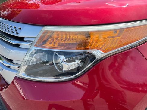Used 2012 Ford Explorer XLT AWD/4WD image 9