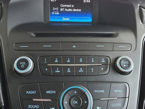 Used 2016 Ford Focus SE image 22