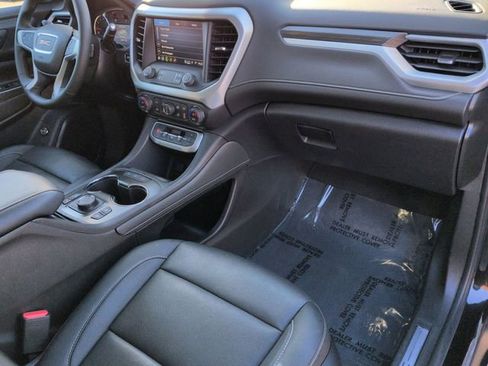 Used 2023 GMC Acadia SLT w/ Elevation Edition image 31