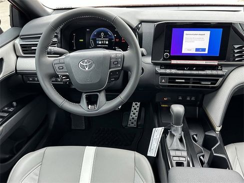 New 2026 Toyota Camry SE w/ Convenience Package image 11