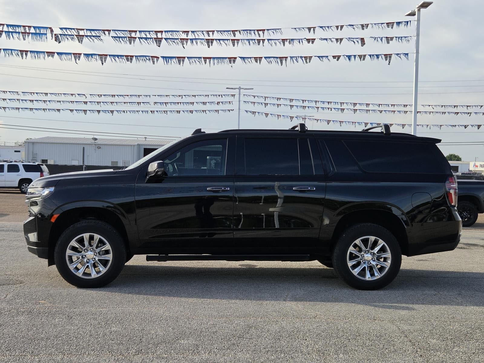 Certified 2024 Chevrolet Suburban Premier w/ Texas Edition AWD/4WD image 6