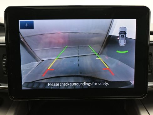 Used 2021 Ford Explorer XLT w/ Equipment Group 202A image 16