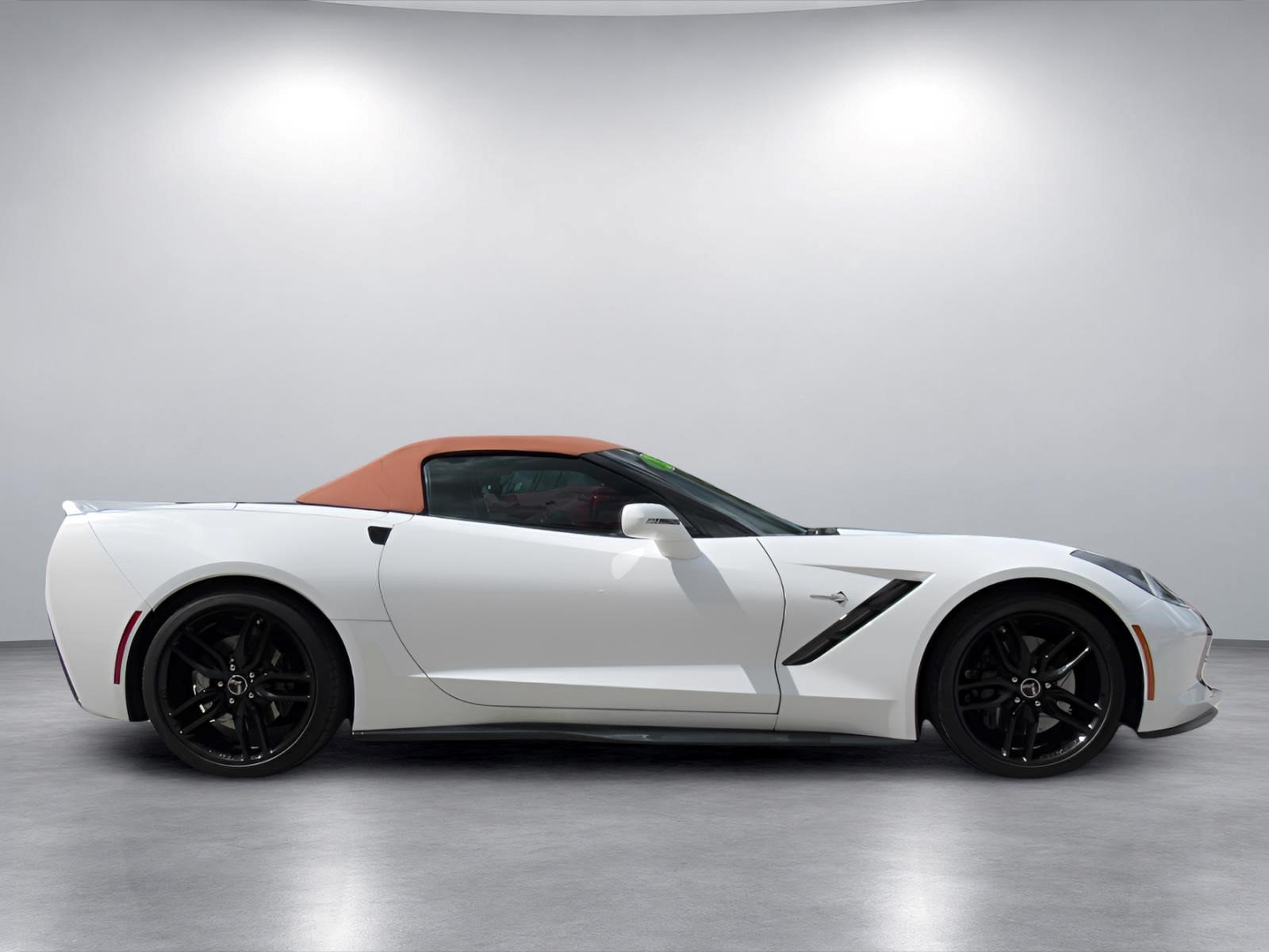 Used 2014 Chevrolet Corvette Stingray Convertible w/ 3LT Preferred Equipment Group RWD image 2