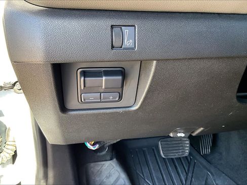 Used 2024 Chevrolet Colorado ZR2 w/ ZR2 Bison Edition AWD/4WD image 31