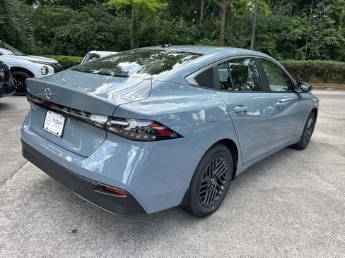 New 2026 Nissan Sentra SV w/ SV Convenience Package FWD image 7