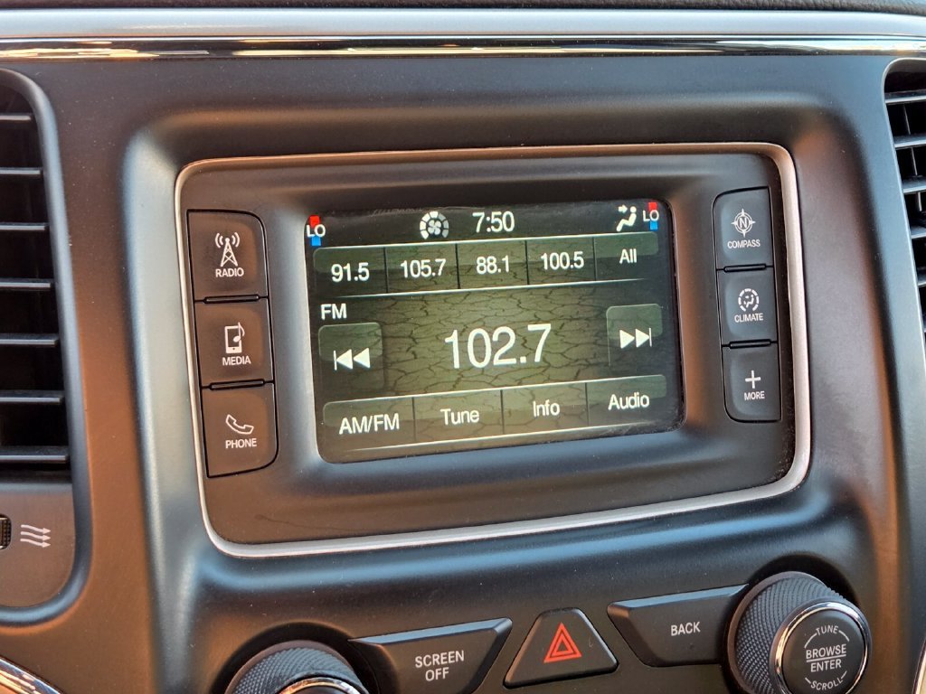 Used 2015 Jeep Grand Cherokee Laredo AWD/4WD image 29