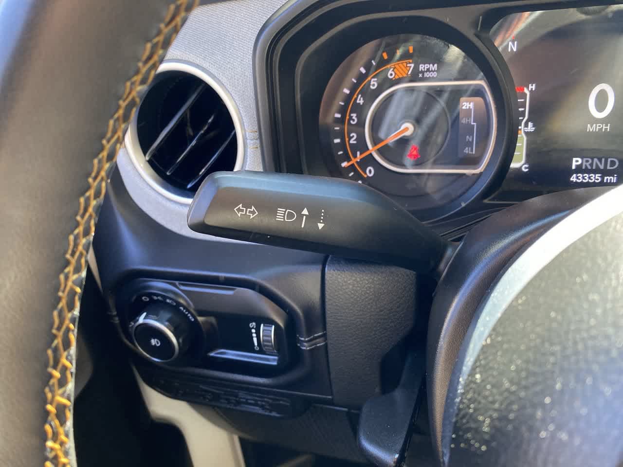 Used 2025 Jeep Wrangler Unlimited Sahara AWD/4WD image 23