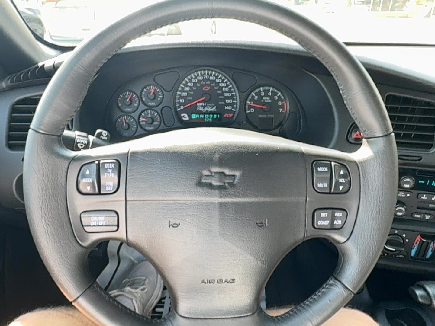 Used 2002 Chevrolet Monte Carlo SS w/ Preferred Equipment Group FWD image 32