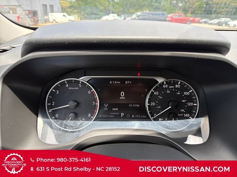 Certified 2025 Nissan Rogue SV FWD image 25
