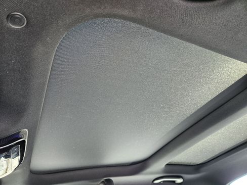 Certified 2025 Mercedes-Benz C 300 Sedan image 31