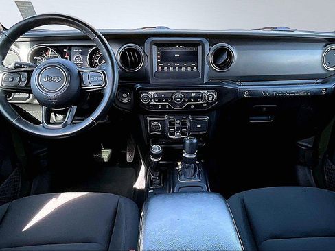 Used 2021 Jeep Wrangler Unlimited Sport AWD/4WD image 16