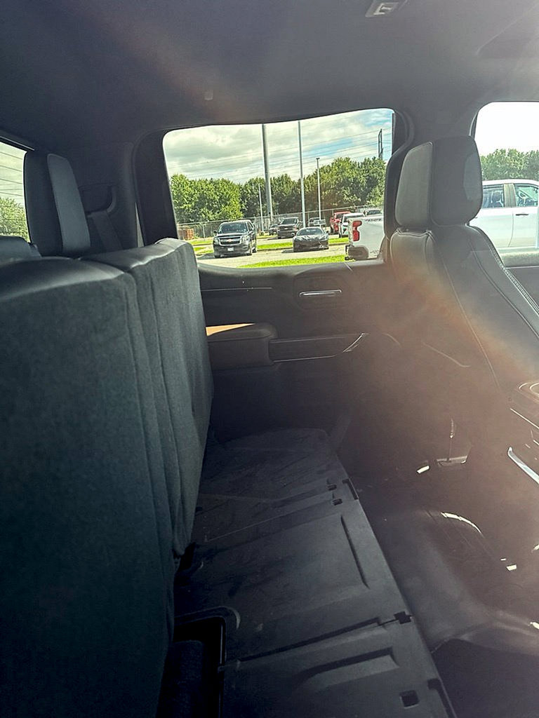 Used 2019 Chevrolet Silverado 1500 High Country w/ Safety Package II AWD/4WD image 14