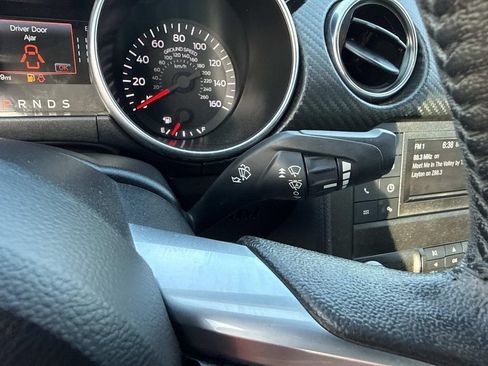 Used 2022 Ford Mustang Coupe RWD image 27