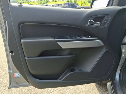 Used 2022 Chevrolet Colorado ZR2 AWD/4WD image 12