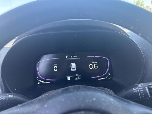 Used 2023 Kia Soul LX FWD image 19
