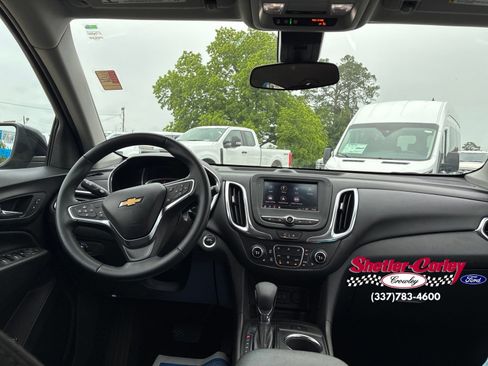 Used 2024 Chevrolet Equinox LT FWD image 19